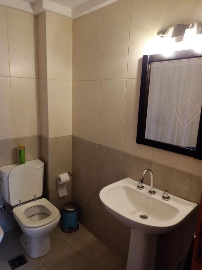 Comodo Departamento Centrico En Сан-Мартін-де-лос-Андес Екстер'єр фото