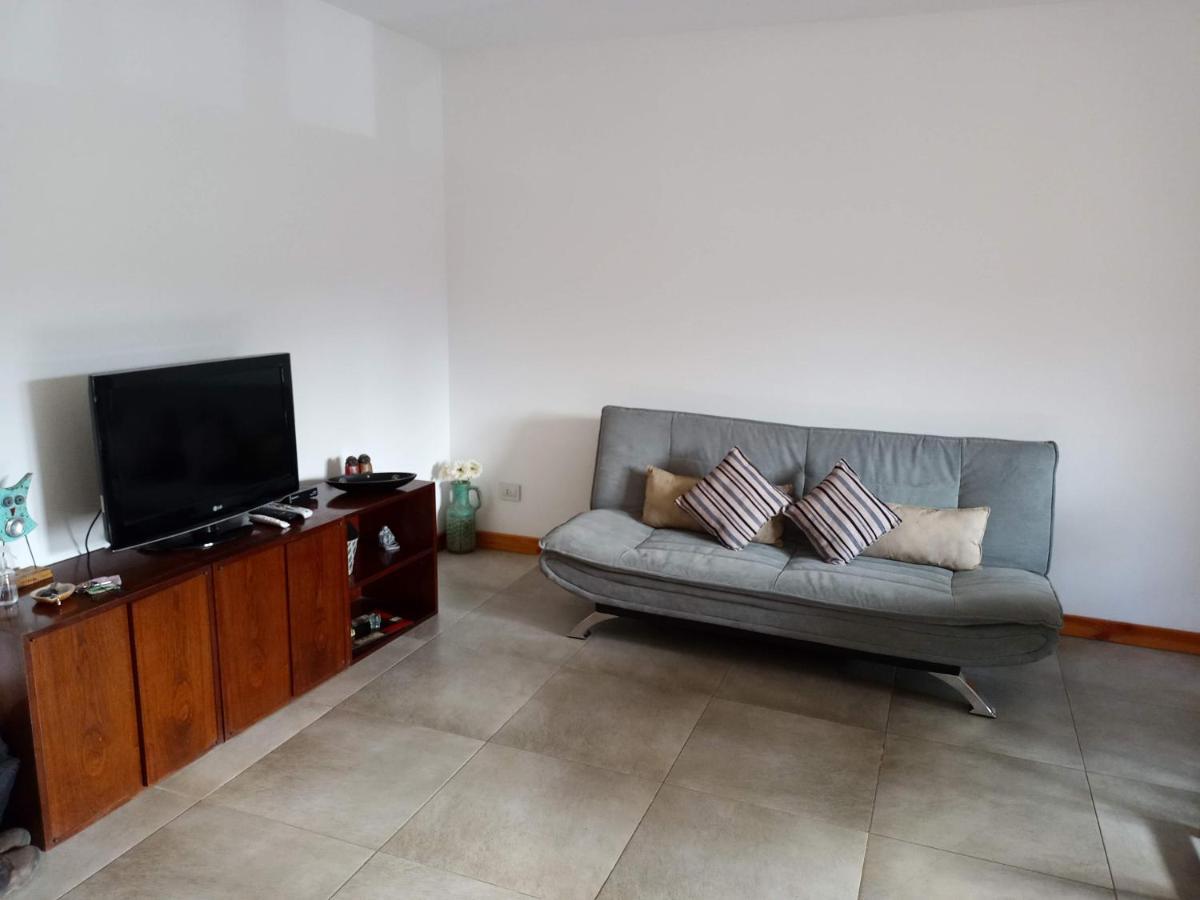 Comodo Departamento Centrico En Сан-Мартін-де-лос-Андес Екстер'єр фото